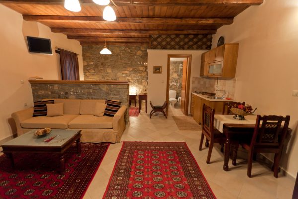 Ξενώνας Αλθαία - Ορεινή Ναυπακτία - Άνω Χώρα Ναυπακτίας