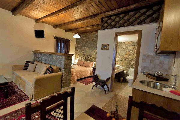 Ξενώνας Αλθαία - Ορεινή Ναυπακτία - Άνω Χώρα Ναυπακτίας