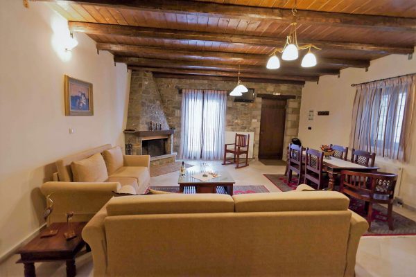 Ξενώνας Αλθαία - Ορεινή Ναυπακτία - Άνω Χώρα Ναυπακτίας